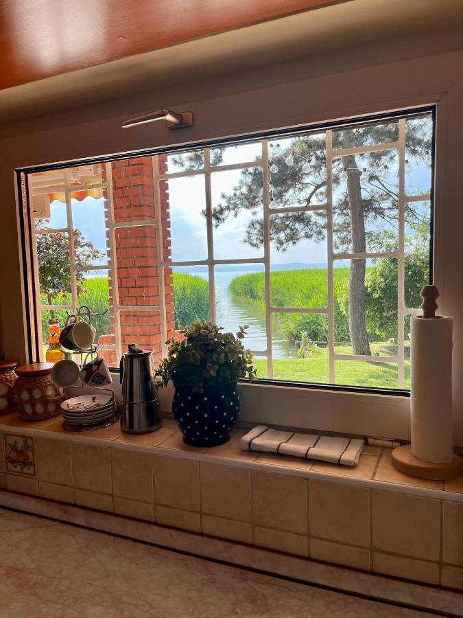 Апартаменты Casa Di Bianca - Koezvetlen Vizparti Nyaralo Шиофок Экстерьер фото